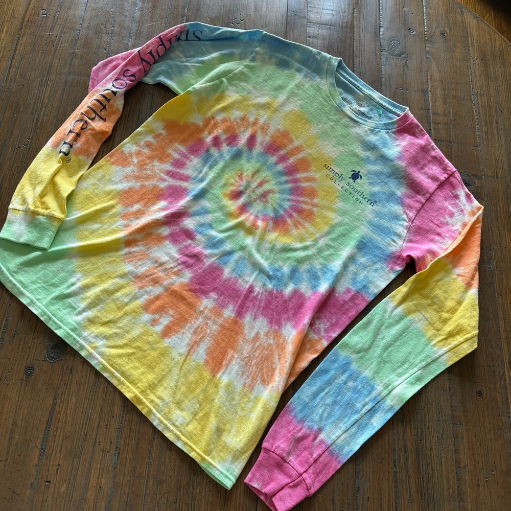 Simply Southern S long sleeve turtle tie dye top - Picture 4 of 13